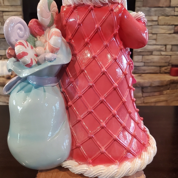 Gorgeous Whimsical Santa-NWT - Picture 6 of 9